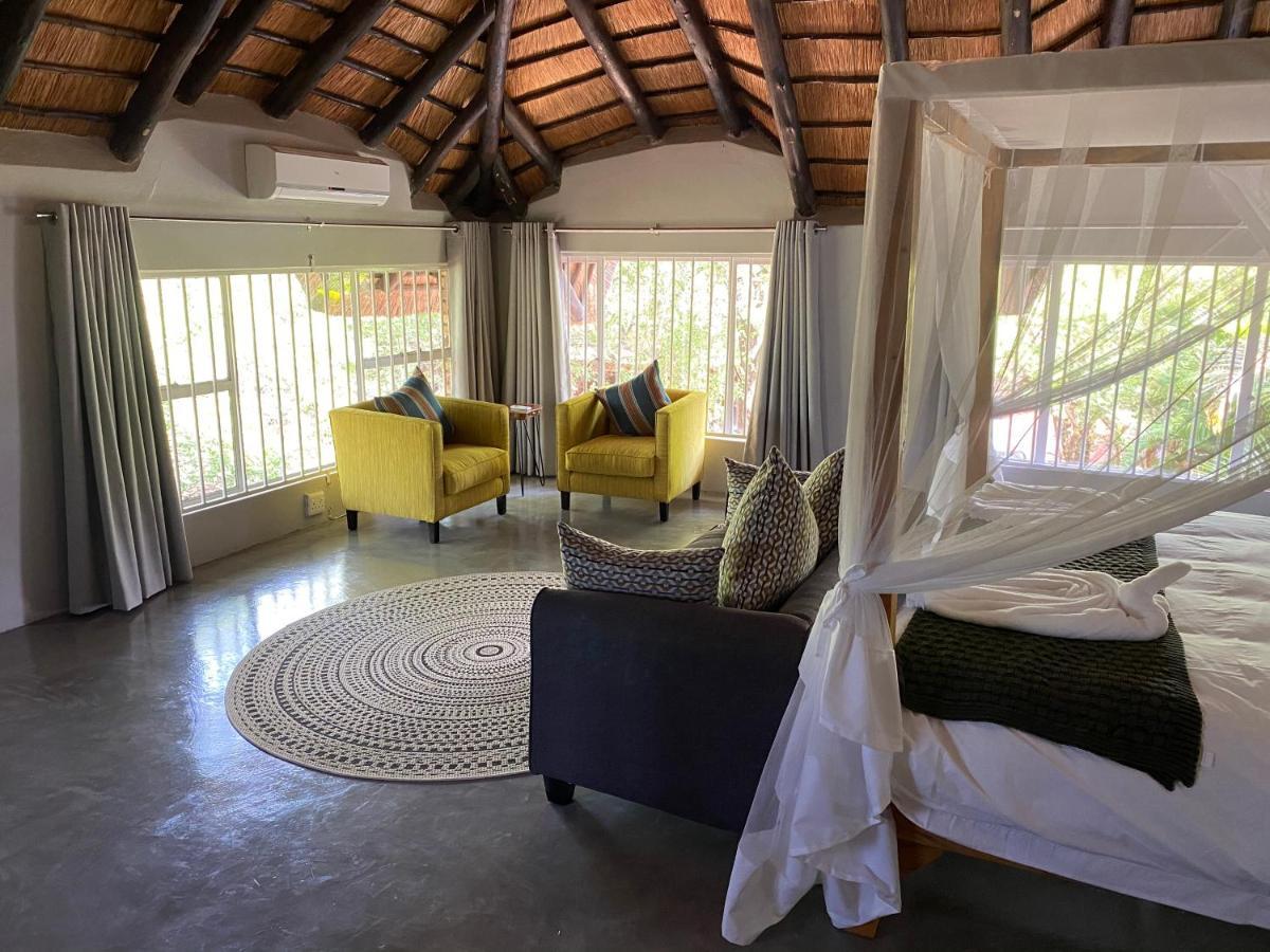 Genet House Holiday Home Marloth Park Dış mekan fotoğraf