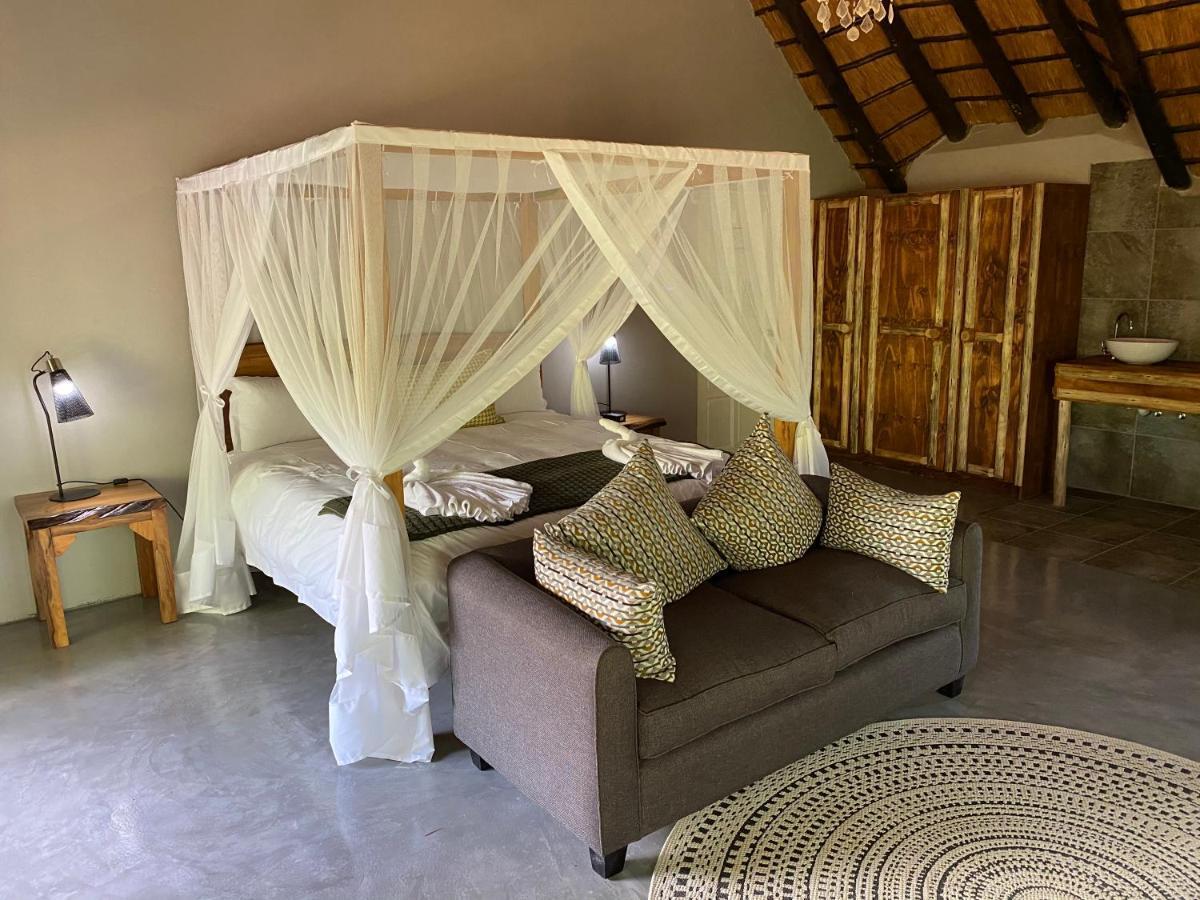 Genet House Holiday Home Marloth Park Dış mekan fotoğraf