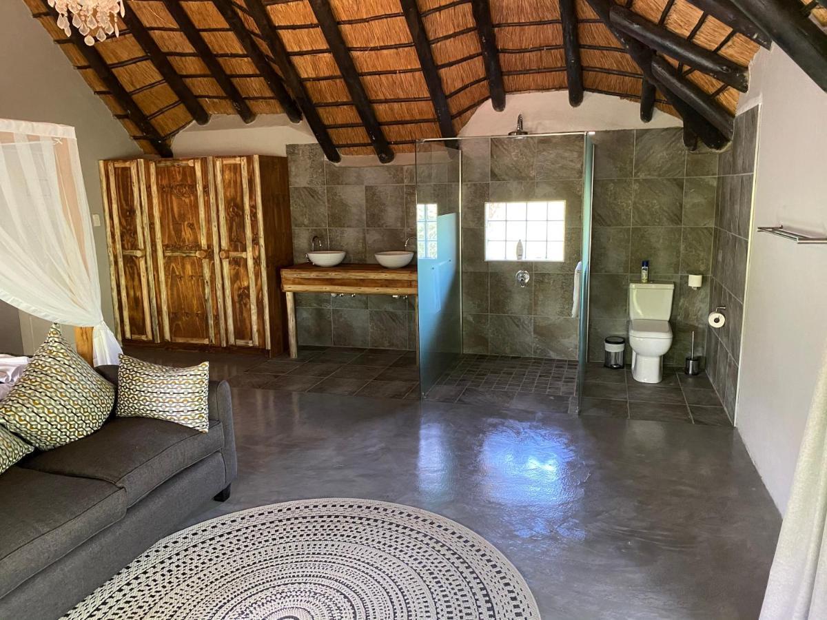 Genet House Holiday Home Marloth Park Dış mekan fotoğraf